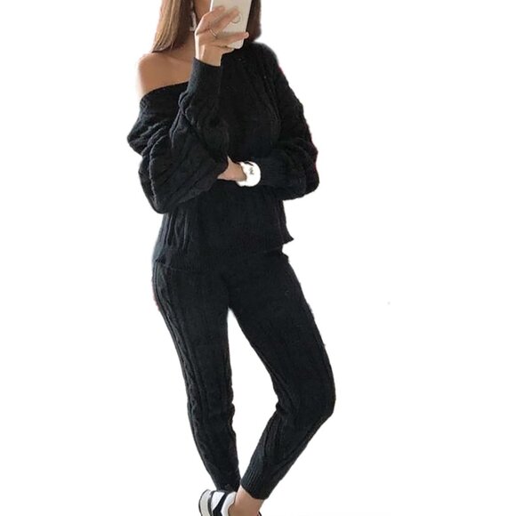 Chic Women's Fall Knit 2-Piece Sweater and Bodycon Pants - Plus Size Available - Picture 1 of 6